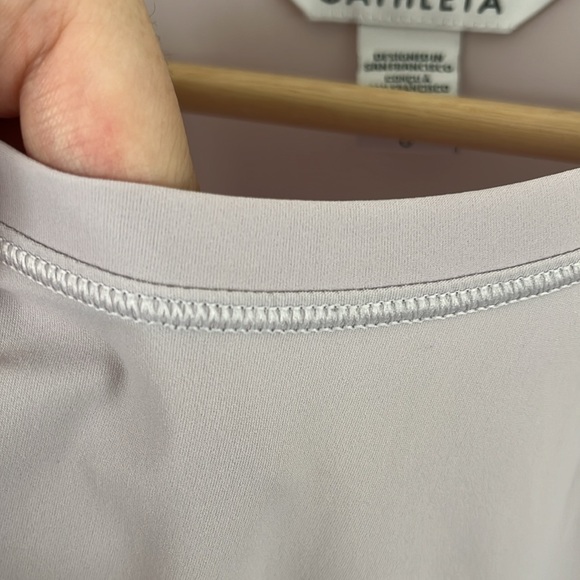 NWOT Athleta Ultimate Train Longsleeve UPF 30+ Top - Shasta Purple/Pink, Size L - Picture 7 of 8